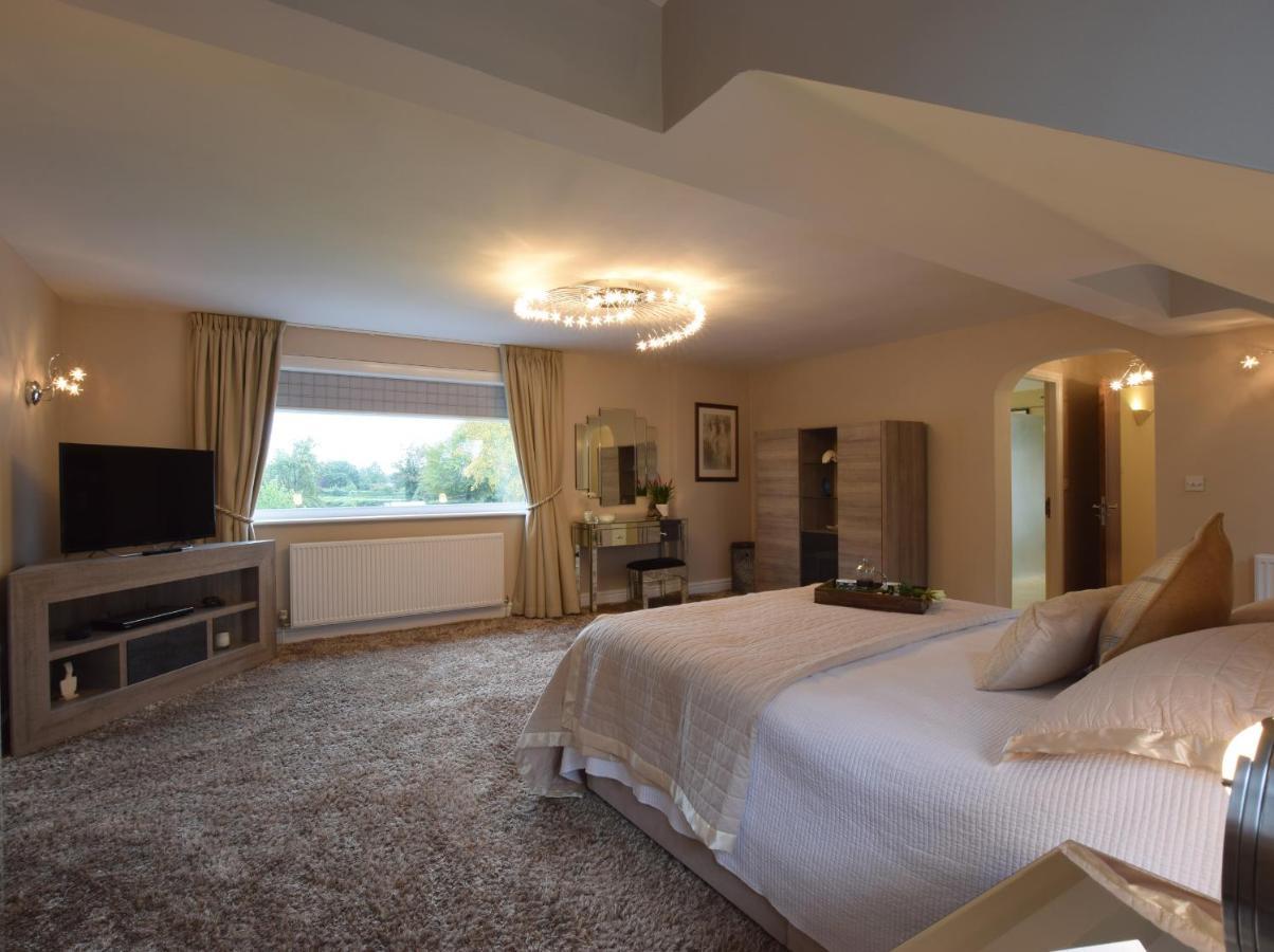Solway Villa Chester Exterior photo